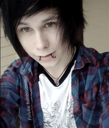 EMOs 5fa31f6a677a5.jpg