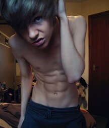 EMOs 5fa31f7ea5de2.jpg