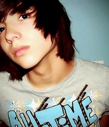 EMOs 5fa31f8e9f7e1.jpg