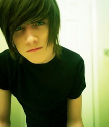 EMOs 5fa31f940cfce.jpg