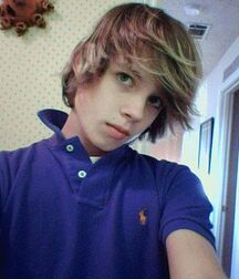 EMOs 5fa31f95ca9fd.jpg