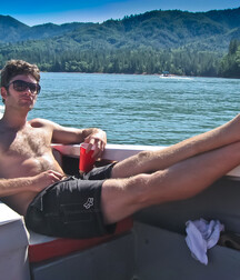 Who will clean these dirty feet 5fa344a022886.jpg