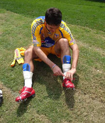 Soccer and football boys 5fa360c4b6785.jpg