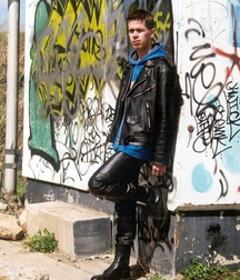 Cool Leather boys 5fa4a6689f435.jpg