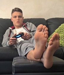 Loving boys pretty feet 5fa5814e7be22.jpg