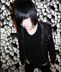 Boys in leather 5fa5d0dd980a5.jpg