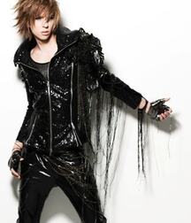 Boys in leather 5fa5d0e6d43e8.jpg