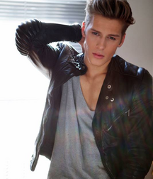 Boys in leather 5fa5d10be673f.png