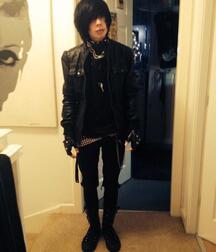 Boys in leather 5fa5d121742df.jpg