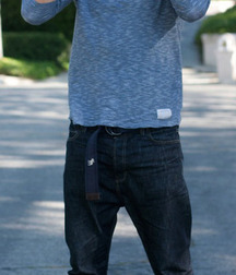 Guys in flip flops 2 5fa5d2f353e7d.jpg