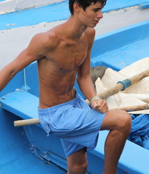 Guys in shorts 2 5fa5d375a8cbc.jpg