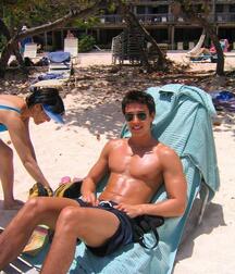 Guys in shorts 2 5fa5d393ebb27.jpg