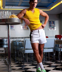 Guys in shorts 2 5fa5d3a52244b.jpg