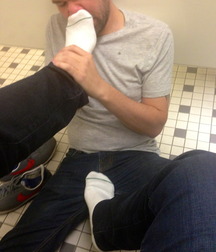 At masters feet 5fa6c3c6309de.jpg