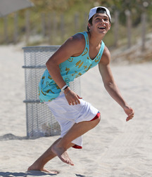 Amazing boys show their feet 5fa81656246e0.jpg