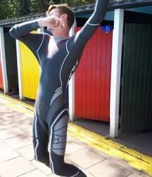 Wetsuite guys 5fa8786e39104.jpg