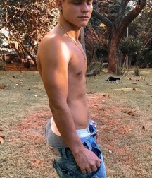 Boys of Argentina 5fa9627617abc.jpg