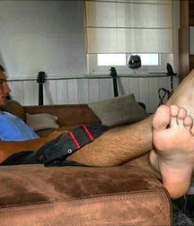 Twinks and guys barefoot 5fa99dca20f15.jpg