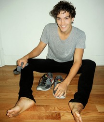 Twinks and guys barefoot 5fa99dd6847d4.jpg