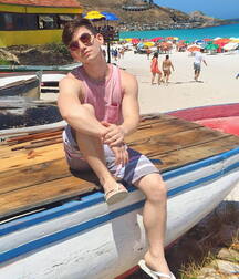 Twinks and guys barefoot 5fa99dfb3d54b.jpg