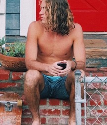 Twinks and guys barefoot 5fa99e1092a10.jpg