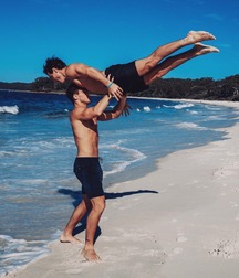 Twinks and guys barefoot 5fa99e2d30ddf.jpg