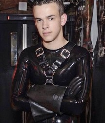 Fetish boys 5fa9f109d41e3.jpg
