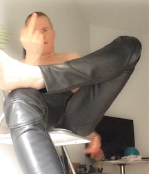 Fetish boys 5fa9f11429908.jpg
