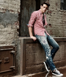 Sneaker boys in converse 5faaaf33c5b83.jpg
