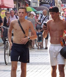 Boys at sunny summer days 5fab28bbb7d69.jpg