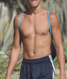 Magnificent bodies 5fac3b56c0545.jpg