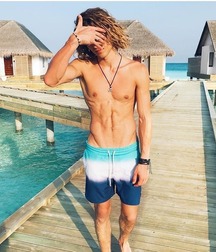 Young longhair adonis 5fac780d62e20.jpg
