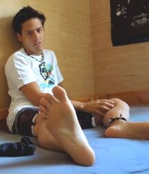 Nordic boy shows feet 5faca9a5f05bb.jpg