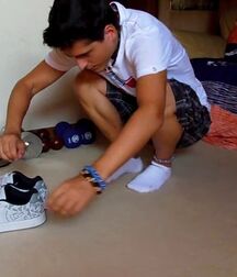 Nordic boy shows feet 5facaa72752dc.jpg