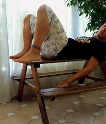 Nordic boy shows feet 5facaacc144ab.jpg