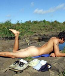 Pretty nude boys 5fad5e8476bd6.jpg