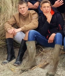 Rubber boot boys 5fadb7e7c27fe.jpg