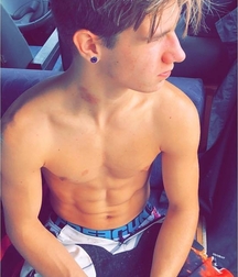 Moto-Biker boys 5faefc94cb154.jpg