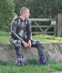Moto-Biker boys 5faefcd1f149e.jpg