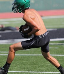 Boys in sportsgear 5fb00b8b5c0f2.jpg
