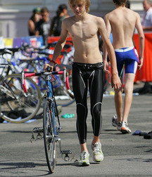 Summer Boys at sunny days 5fb017b288a7b.jpg