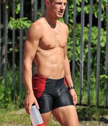 Perfect bodies of sportsboys 5fb02494d704f.jpg