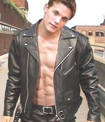 Erotic leather wear 5fb0879300b27.jpg