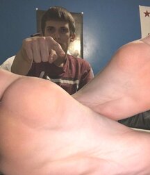 Addicted to jocks and twinks feet 5fb1585c81ec7.jpg