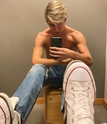 Gorgeous horny teens 5fb2ba372f2db.jpg
