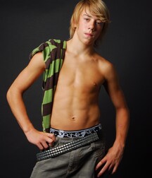 Gorgeous teen models 5fb2cced79218.jpg