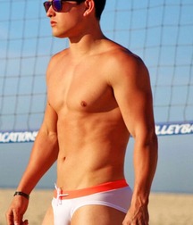 Beautiful male models 5fb2fd761d475.jpg