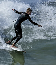 Surfer boys 5fb454c36b8f2.jpg