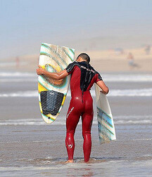 Surfer boys 5fb454c512682.jpg