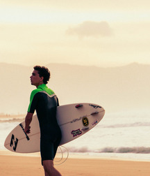 Surfer boys 5fb454f57bac8.jpg